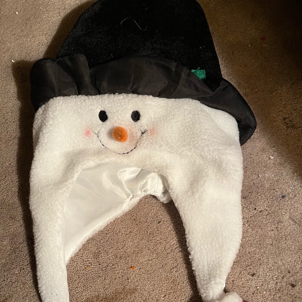 Snowman hat